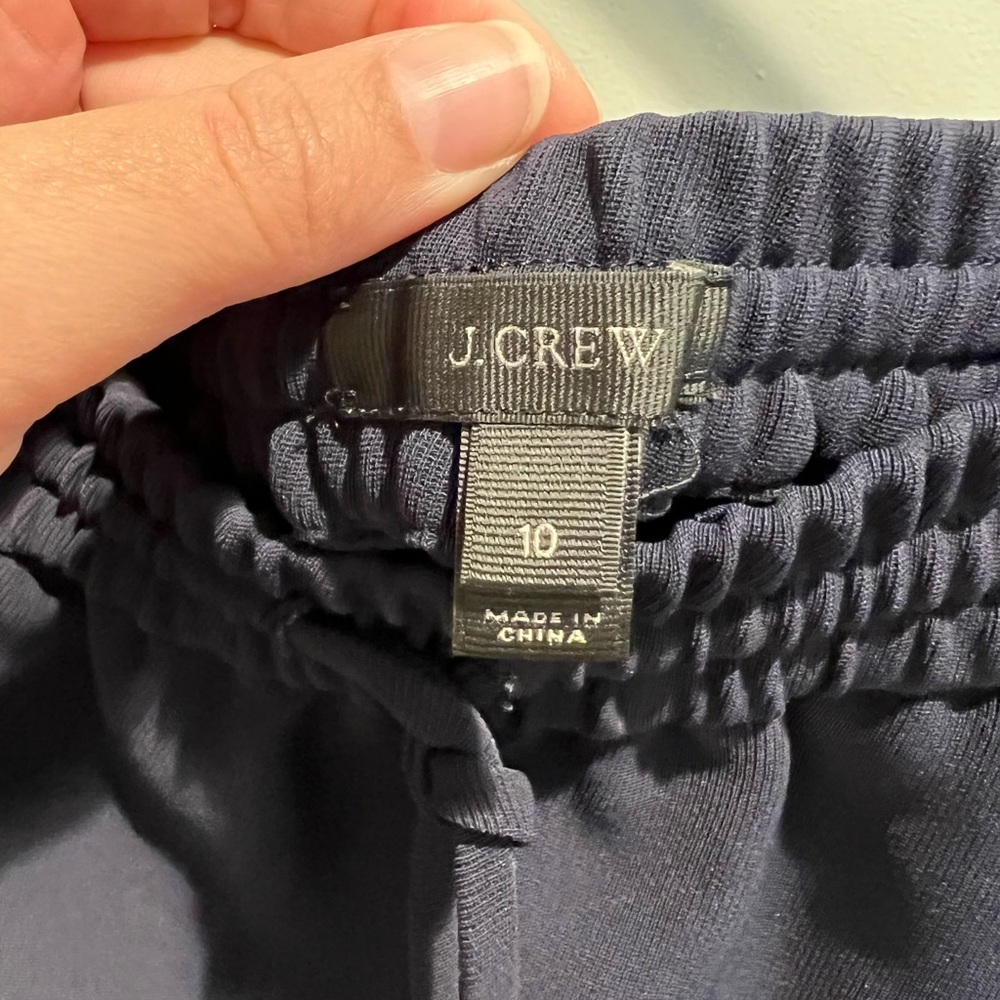 J. Crew Navy Skirt 10 Business Athletic style pull on elastic waist​ - Picture 2 of 5